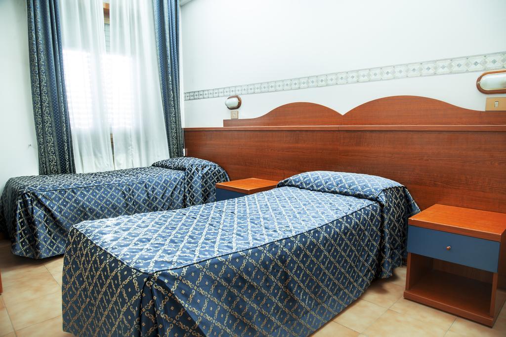 Camp'S Hotel Colonna Εξωτερικό φωτογραφία