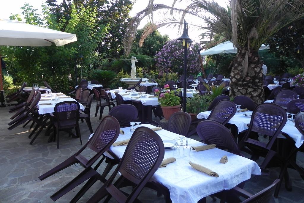 Camp'S Hotel Colonna Εξωτερικό φωτογραφία